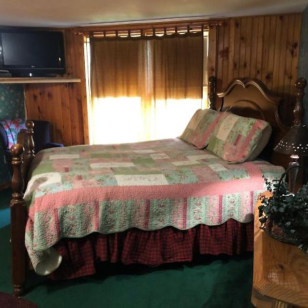 Smokies Bed&Breakfast - Evergreen Cottage Inn Pigeon Forge Buitenkant foto