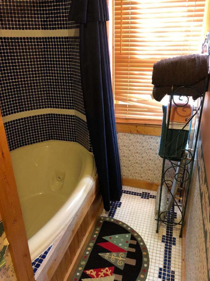 Smokies Bed&Breakfast - Evergreen Cottage Inn Pigeon Forge Buitenkant foto