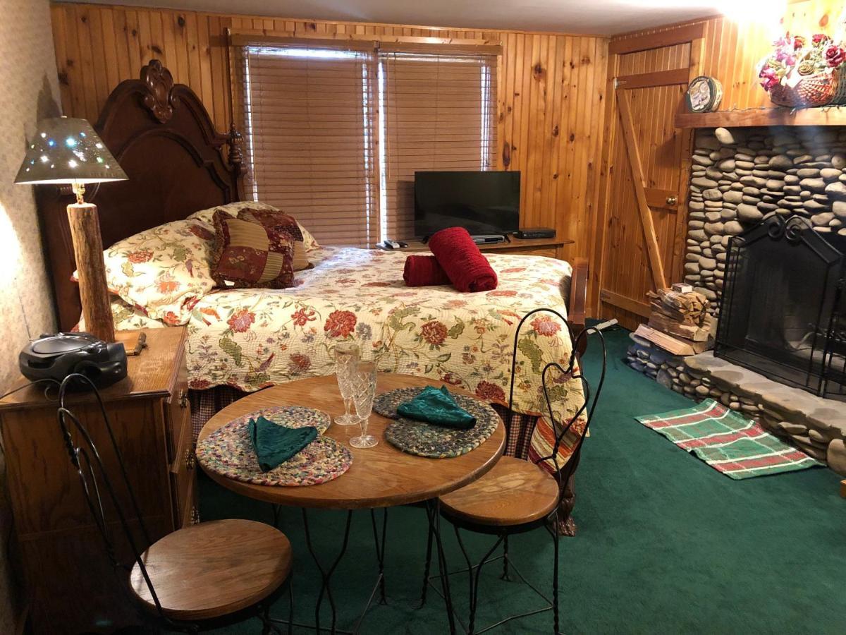 Smokies Bed&Breakfast - Evergreen Cottage Inn Pigeon Forge Buitenkant foto